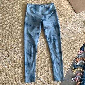 Zella Live-In high waist blue tie dye leggings